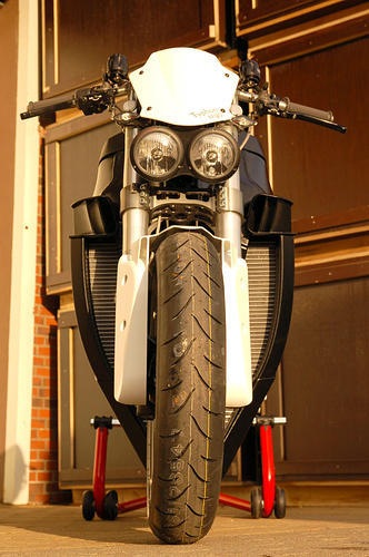 ebr-typhon-1190-pegasus-race-team-1.jpg