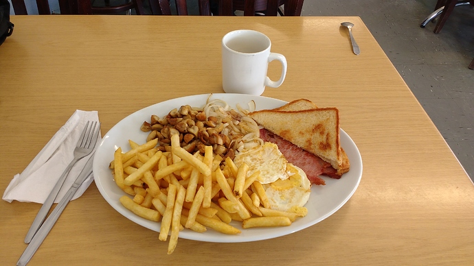 Silver%20Ball%20cafe%2027-8-2018