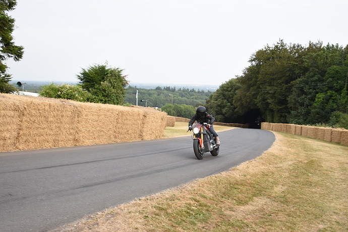 Italian_Volt_takes_to_the_Goodwood_Hill